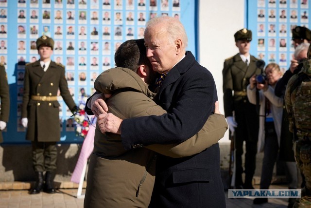 Когда дед уже не вывозит, но на районе появился любитель бабушек