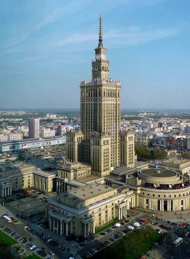 Архитектура соцреализма в Польше