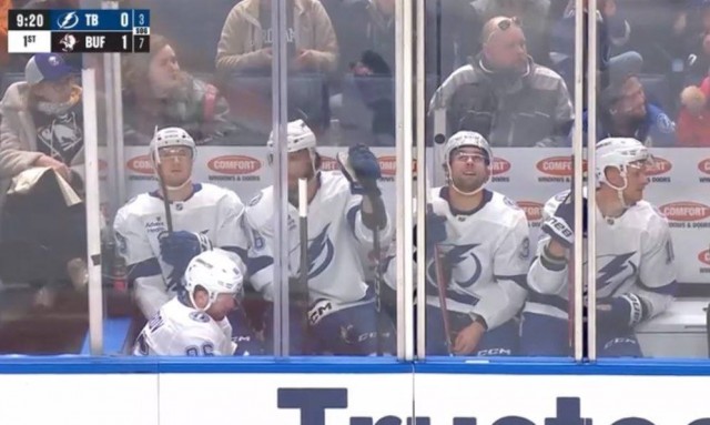 В Бразилии футболисты получили 23 красные карточки за драку