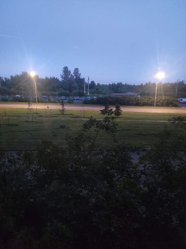 Воркута. Полярный день. Только что, через форточку.