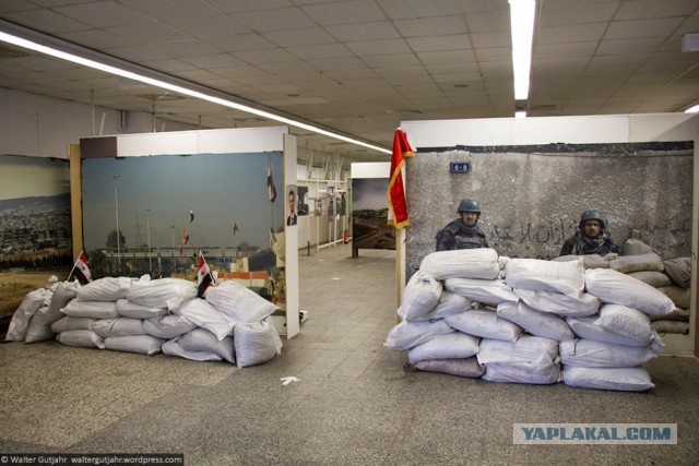 Фотовыставка "ВеЩдоки. Сирия. Украина" в Берлине