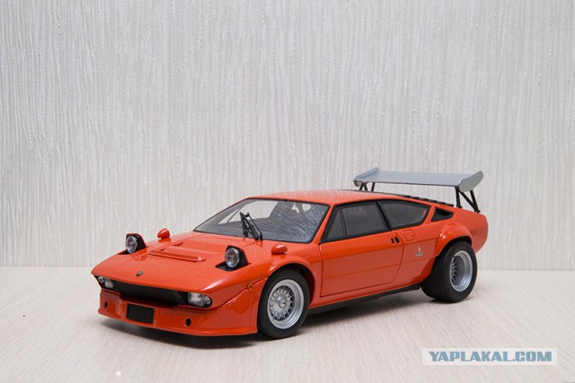 Lamborghini в масштабе 1:18