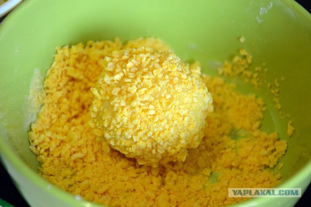 Мясо в кубе и картофельные шары