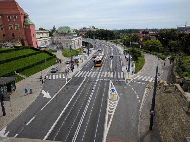 В Европу на машине. Часть 1 (дорога, граница, Варшава)