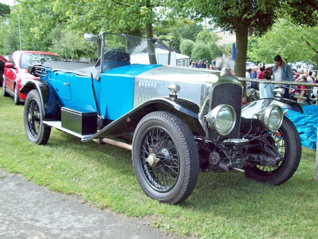 Игра на ЯПе: Угадай АВТО-5