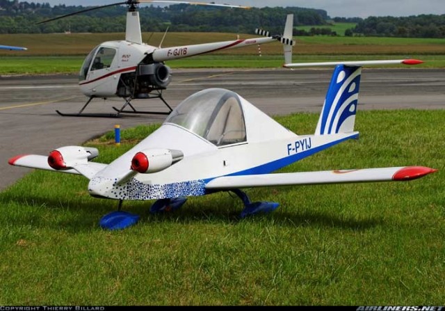 Одноместный самолет "Муха" с автомобильным двигателем