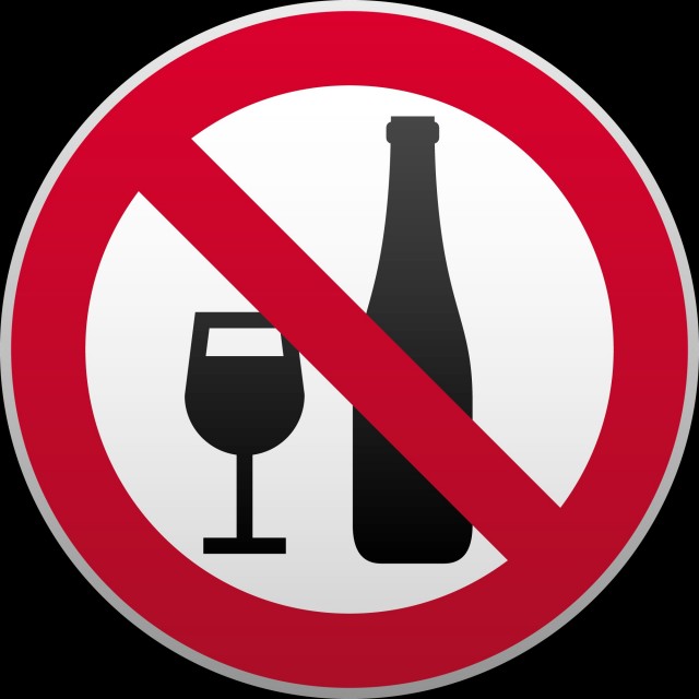 В российском городе запретили продавать алкоголь в новогодние праздники