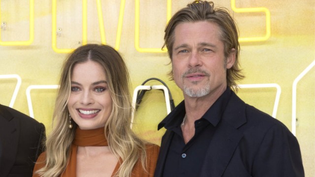 Марго Робби попросила изменить кусочек сценария фильма «Вавилон», чтобы она смогла поцеловаться с Брэдом Питтом