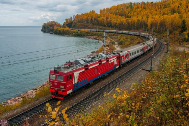 Красивейшие фото поездов с просторов, часть 2
