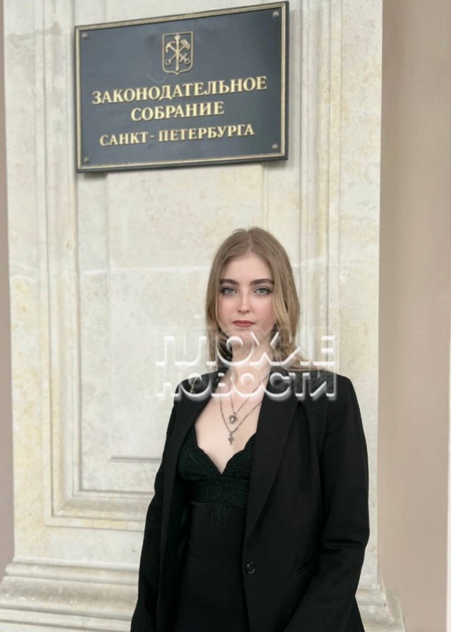 В Питере молодая учительница английского совратила двух 12-летних подростов у себя дома: теперь девушке грозит до 20 лет лишения свободы