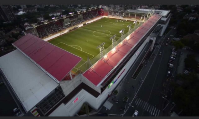 Футбол на краю света. 5 необычных стадионов