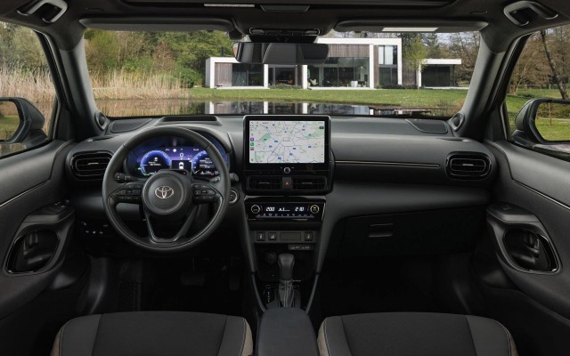 Новая Toyota Yaris Cross 2027 для рынка Евросоюза
