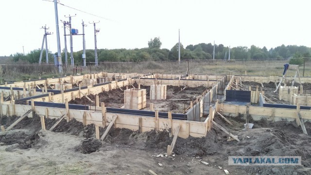 Запиливаем фундамент 13*15