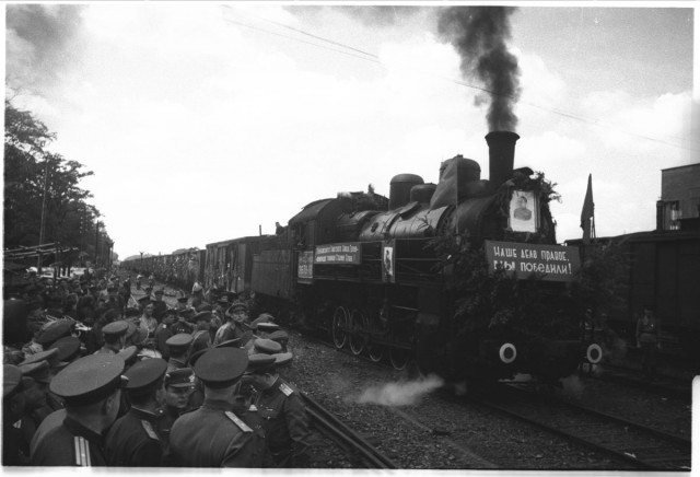 Фотографии второй мировой, многие цветные (фото)