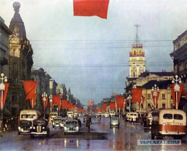 1954 год в цвете, чем жил СССР больше 60 лет назад
