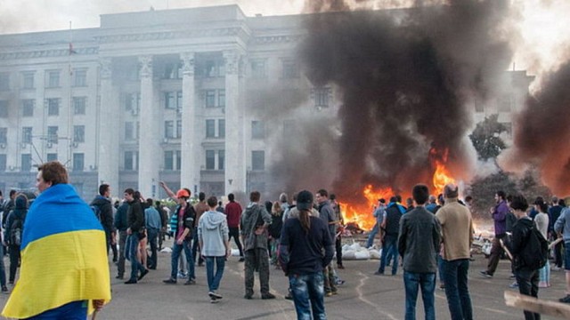 Украинские националисты начали марш в годовщину трагедии в Одессе