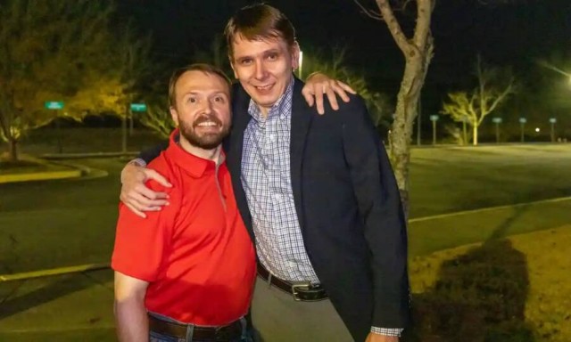 Американские блогеры помогли освободиться двум мужчинам, которые сели по ложному обвинению 25 лет назад