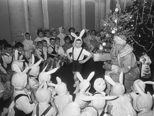 Фотографии из прошлого нашей страны - 43