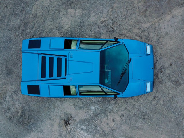 Bertone. Красивых автофото пост