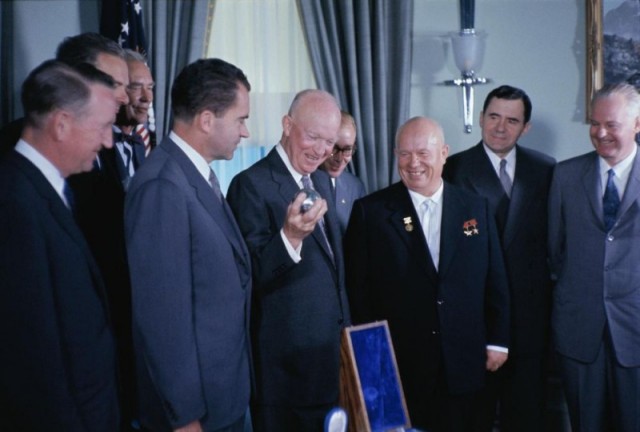 Мгновения истории. 1917-1991