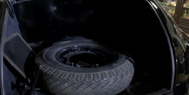 Роскошная крепость на колёсах: почему личный автомобиль Сталина считался неповторимым шедевром