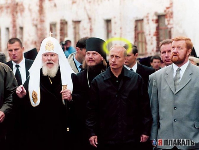 Фотожаба: Путин и священники
