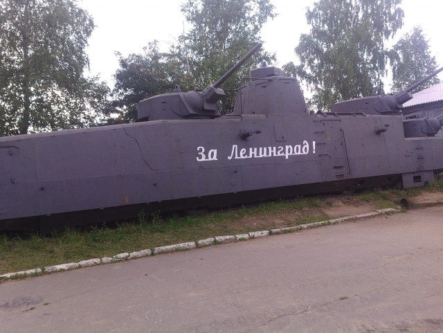 Как в СССР дали вторую жизнь бронепоездам