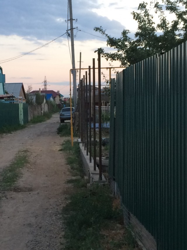 Военные пожарные разломали половину СНТ, пытаясь добраться до места падения самолёта Ил-112В