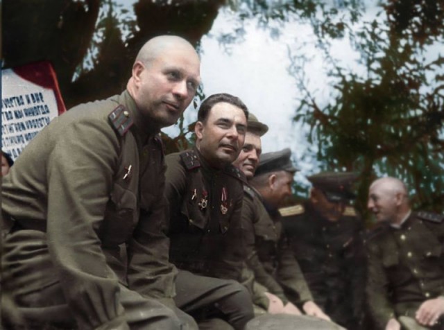 1944 год в фотографиях