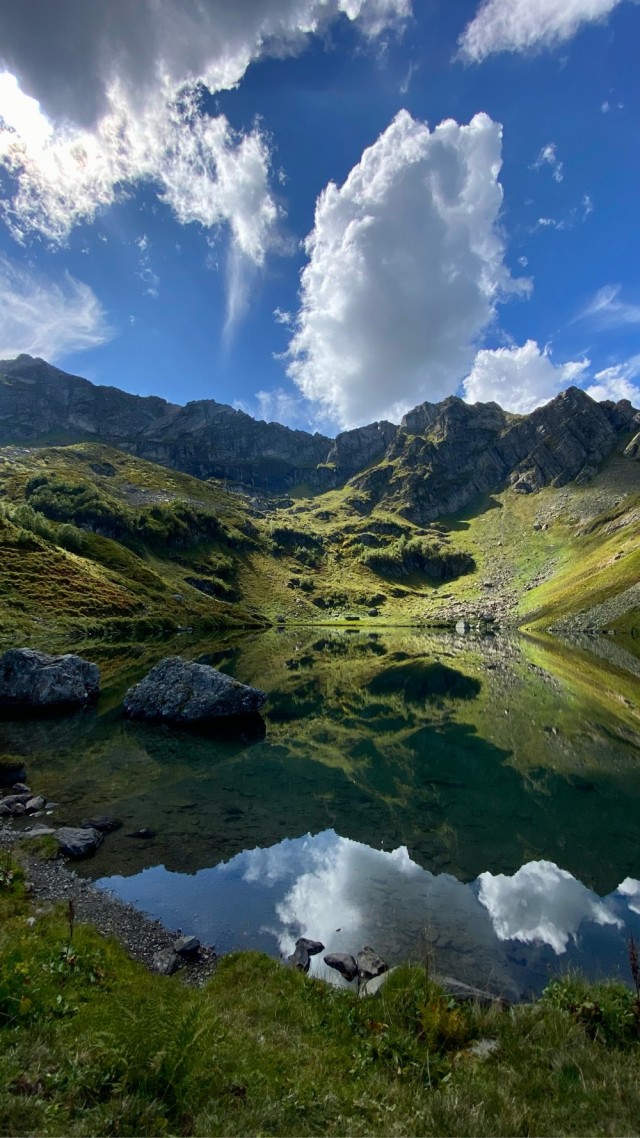 Опубликованы снимки победителей конкурса National Geographic Traveller 2025