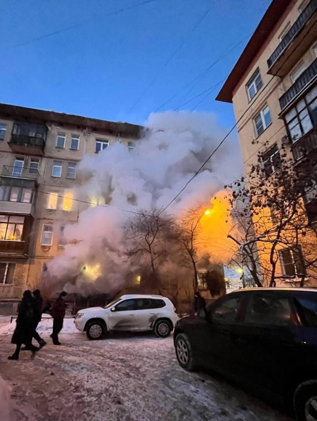 В Питере женщина бросила коктейль Молотова в  гуманитарный пункт