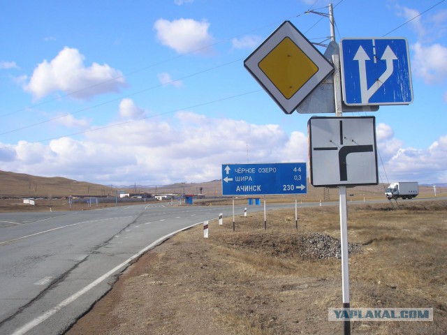 Суровая жизнь в поселке "Коммунар"