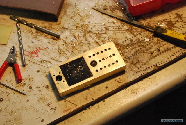 Нашел мобилку - решил обновить корпус