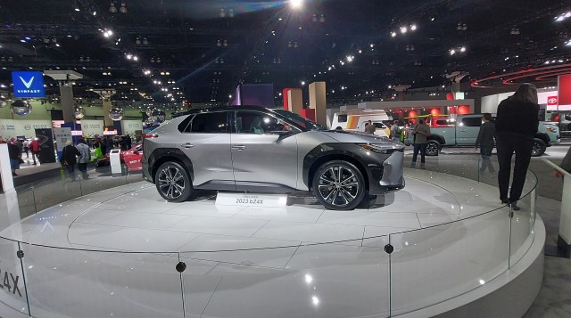 Новые автомобили на выставке Los Angeles Auto Show - 2021