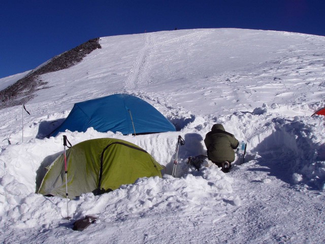 В горах Памира