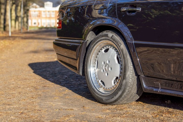 W126 и немного тюнинга. Красивых автофото пост. PS. И W124