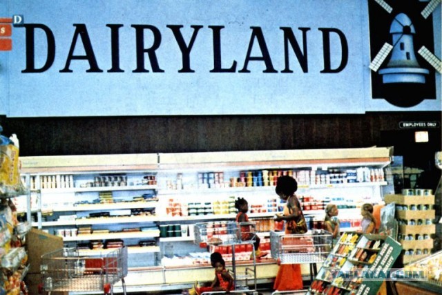 Фотоподборка супермаркетов, кафе и ресторанов в США 1970-х годов (22 фото)