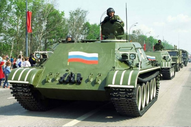 И такое бывало. Советская военная техника, принятая на вооружение, но не ставшая массовой