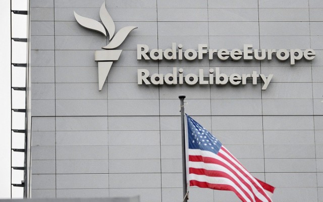 Вашингтон прекратил спутниковую трансляцию «Радио Свобода» в России