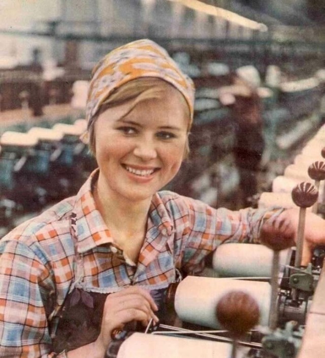 Фотографии из прошлого нашей страны в цвете -100