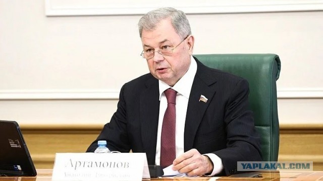 Регионы призвали провести ревизию затрат на учреждения образования и здравоохранения из-за долгов