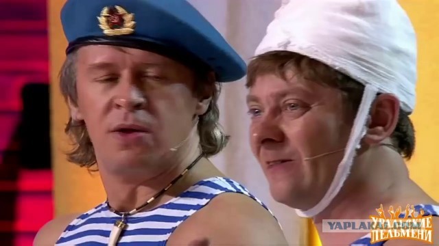 Девушка устроила эпичную аварию за рулём гольф-кара
