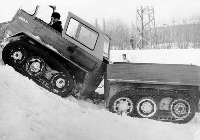 Игра на ЯПе: Угадай АВТО-8