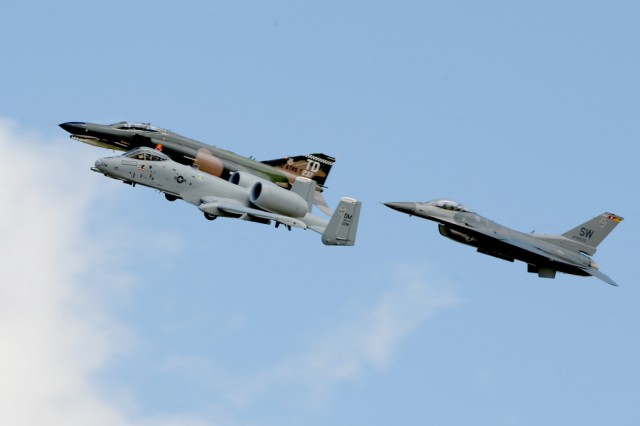 Штурмовик A-10, история создания