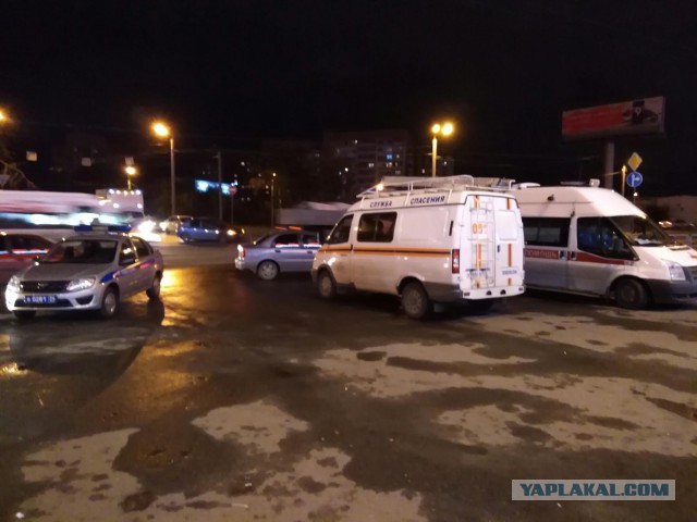 В Челябинске эвакуируют все торгово-развлекательные комплексы