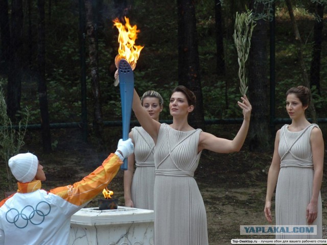 У гроба Папы Иоанна Павла II
