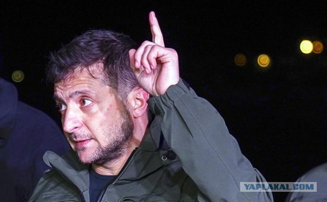 Медведев разозлился на Зеленского, анонсировавшего атаку на Крым