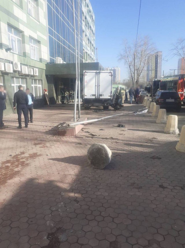 Кадры с испытаний новейшего противогазельного столба в Оренбурге