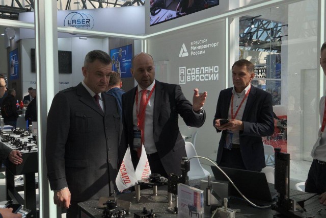 В России запретят учиться с иностранными роботами