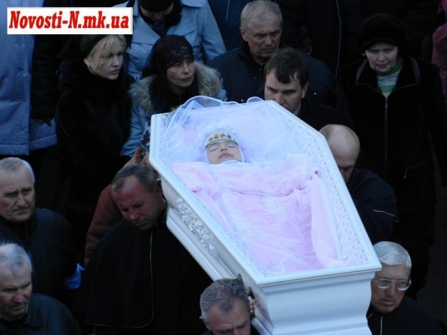 Жители Николаева грозят мажорам самосудом.